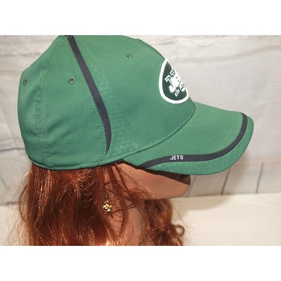 New York Jets Reebok NFL On Field Fitted Cap Hat Size: S/M Stretch to Fit Unisex - Picture 2 of 6
